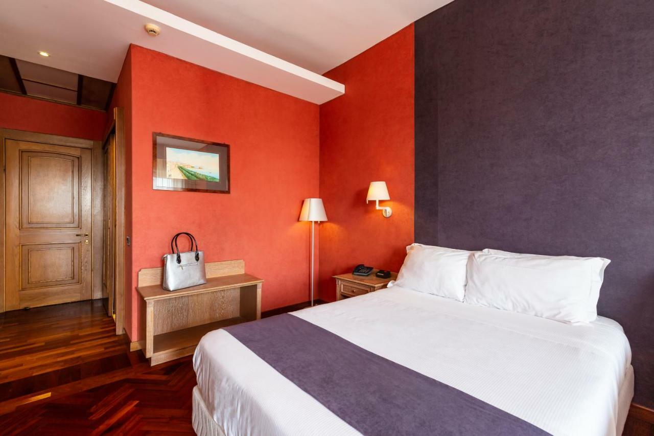 Culture Hotel Villa Capodimonte Неаполь Экстерьер фото