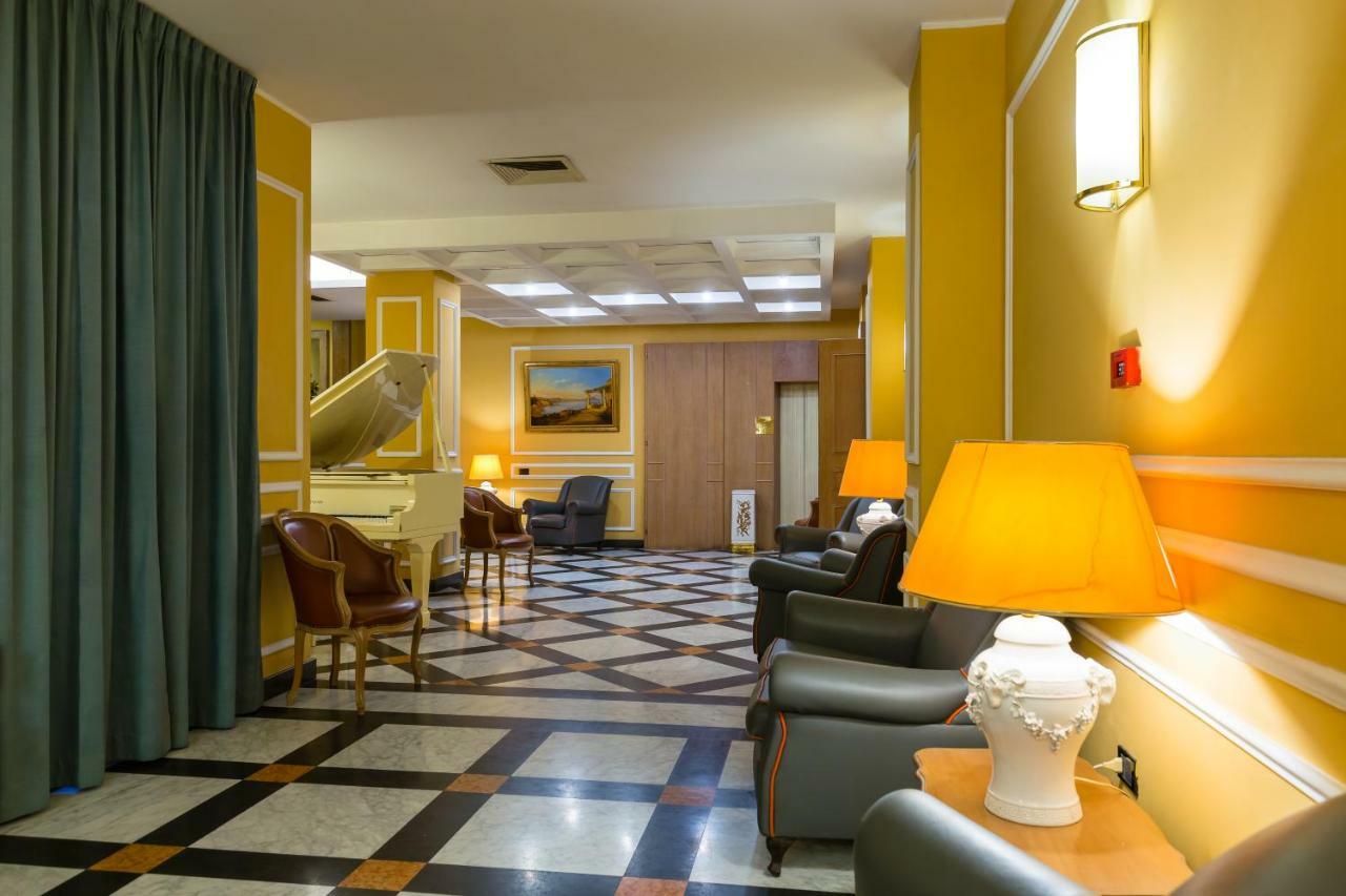 Culture Hotel Villa Capodimonte Неаполь Экстерьер фото